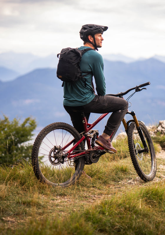 ROLLTOP HYDRATION VEST