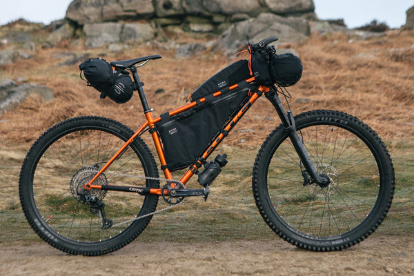 MMTB Kit Bag Essentials: What to Bring on Your Mountain Bike Ride | The  Pro's Closet
